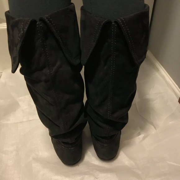 NINEWEST Boots - Picture 7 of 7